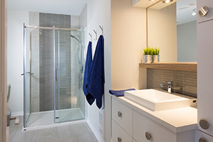 condo neuf ste marthe sur le lac centrocite salle de bain 01